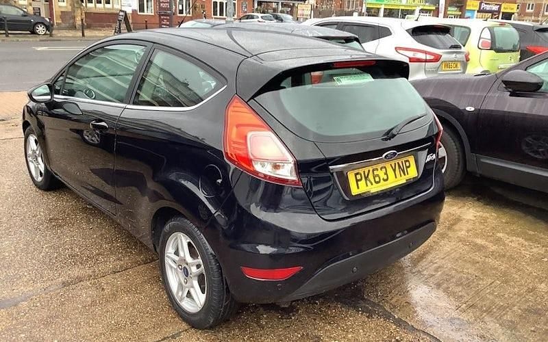 Used Ford Fiesta Zetec 82 HP (60 kW) 2017 Hatchback