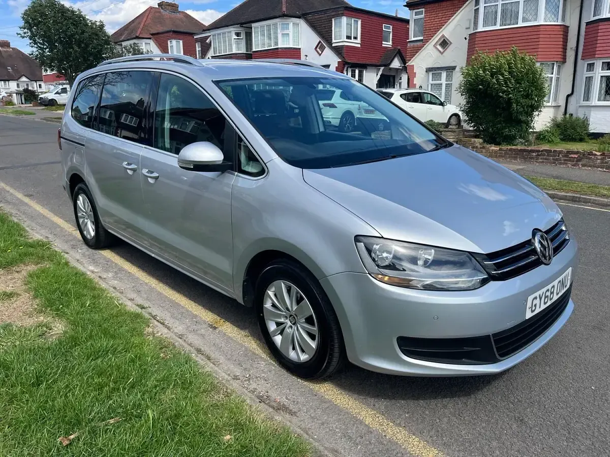 Used VW Sharan SE 150 HP (110 kW) 2018 Silver MPV