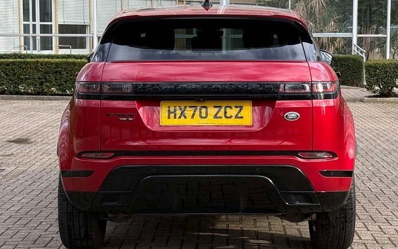 Used Land Rover Range Rover evoque SE Dynamic 182 HP (133 kW) 2020 Red Hatchback