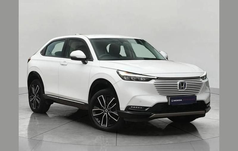 Platinum white Used 2023 Honda HR-V Advance SUV | £20,490 (Good price) - Image 1/4