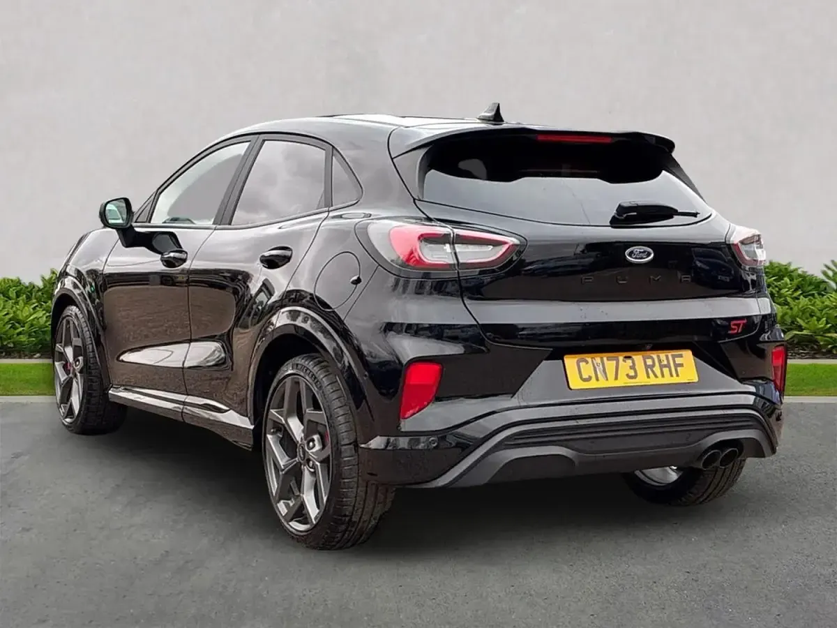 Usado Ford Puma Performance Edition 200 CV (147 kW) 2023 Negro SUV