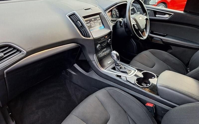 Used Ford S-MAX Titanium 150 HP (110 kW) 2018 MPV