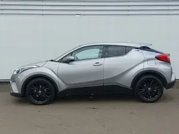 Used Toyota C-HR 122 HP (89 kW) 2018 Silver SUV