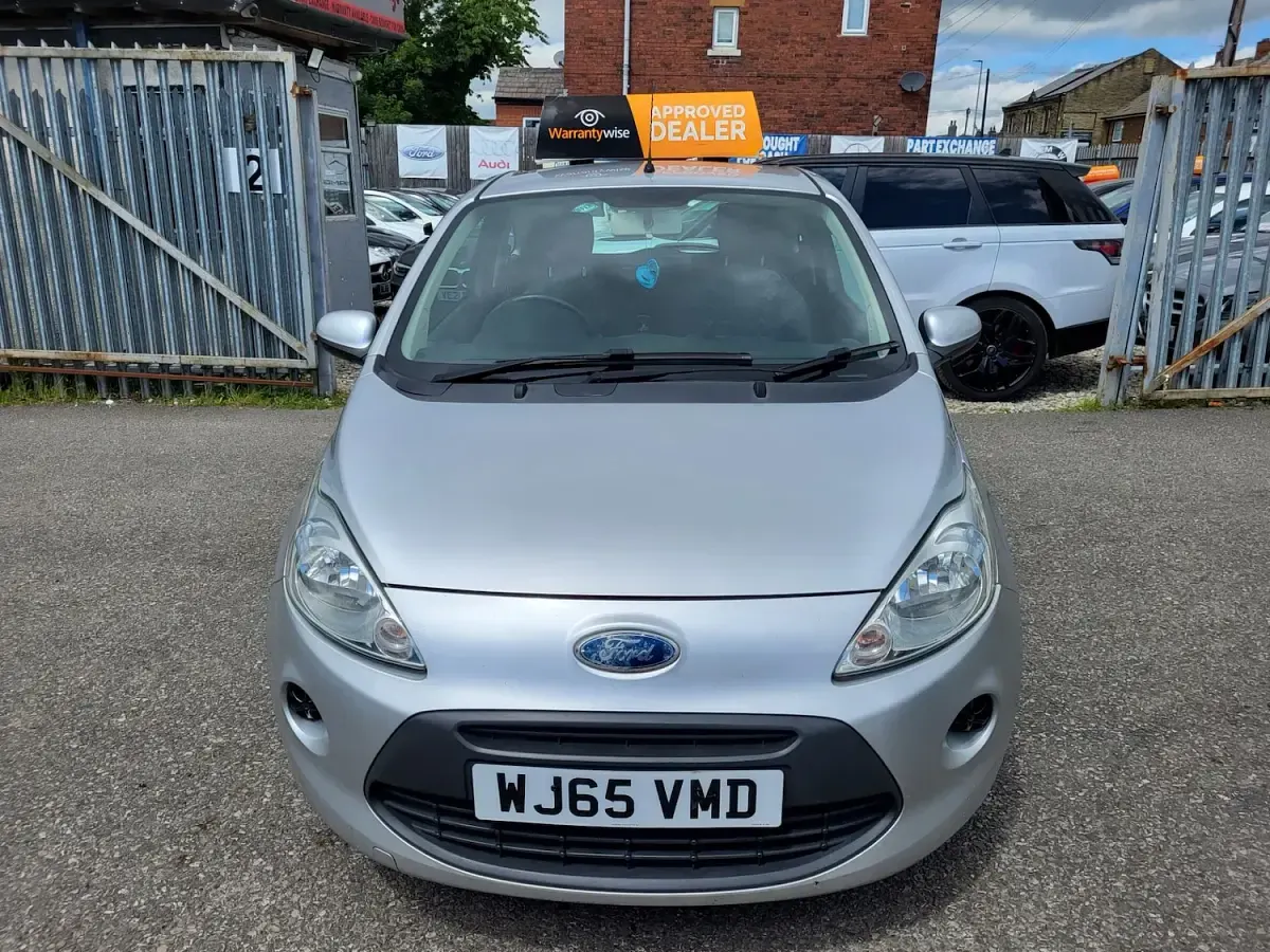 Used Ford Ka 69 HP (50 kW) 2015 Silver Hatchback