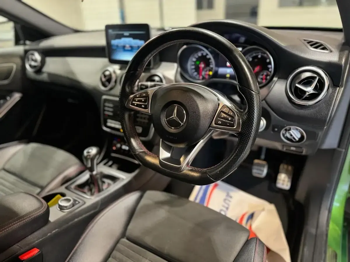 Used Mercedes GLA200 AMG line 2017 Green SUV