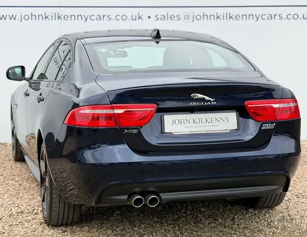 Used Jaguar XE R-Sport 180 HP (132 kW) 2017 Blue Sedan