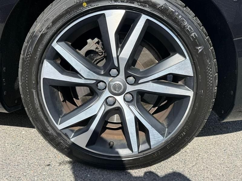 Used Volvo S60 R-Design 250 HP (183 kW) 2020 Black Sedan