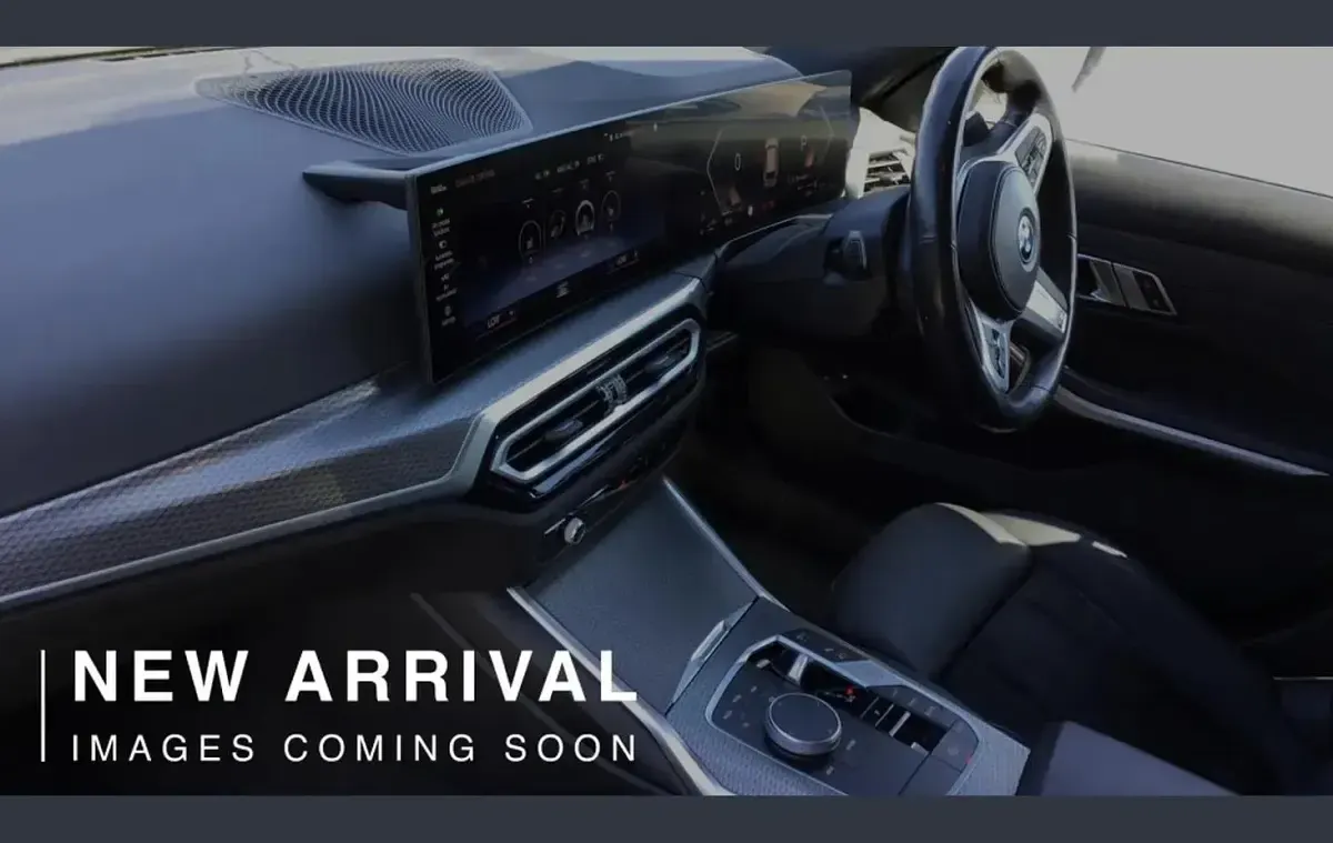 Used BMW 330 M Sport 288 HP (211 kW) 2023 White Estate