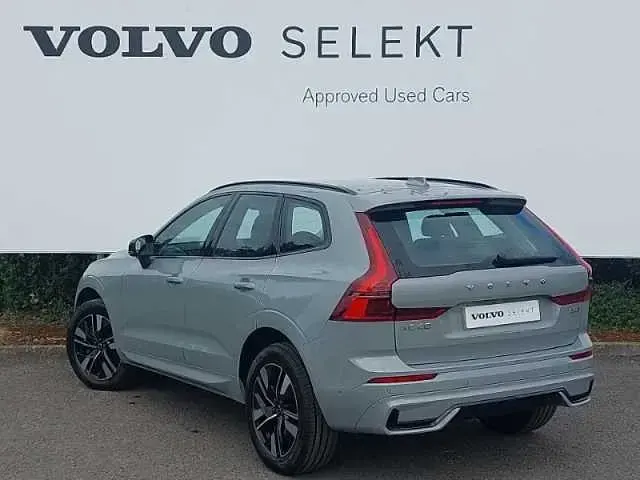 Used Volvo XC60 Plus 247 HP (181 kW) 2026 SUV