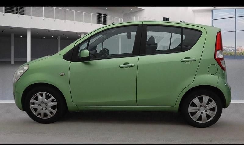 Used Suzuki Splash GLS 2009 Green Hatchback