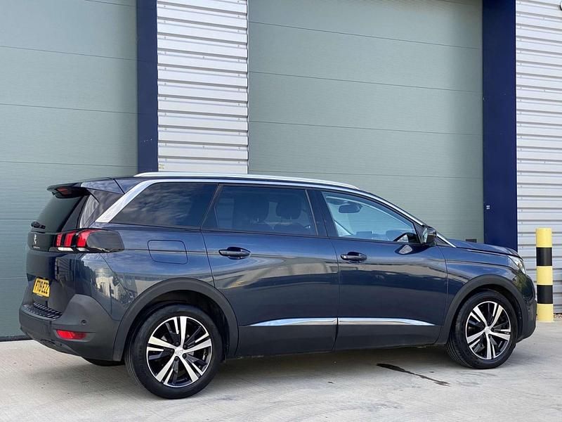 Used Peugeot 5008 Allure 2019 Blue MPV