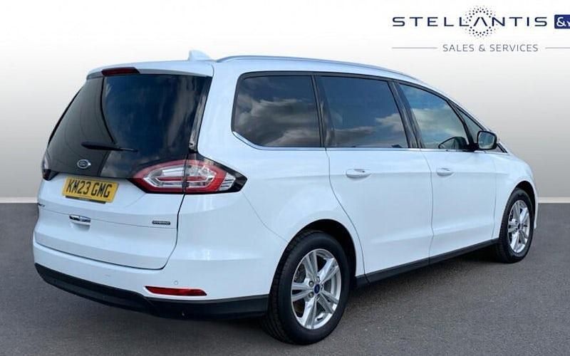 Usado Ford Galaxy Titanium 190 HP (139 kW) 2022 Branco Monovolume