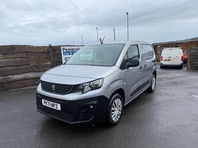Used Peugeot Partner Premium 2021 Grey MPV