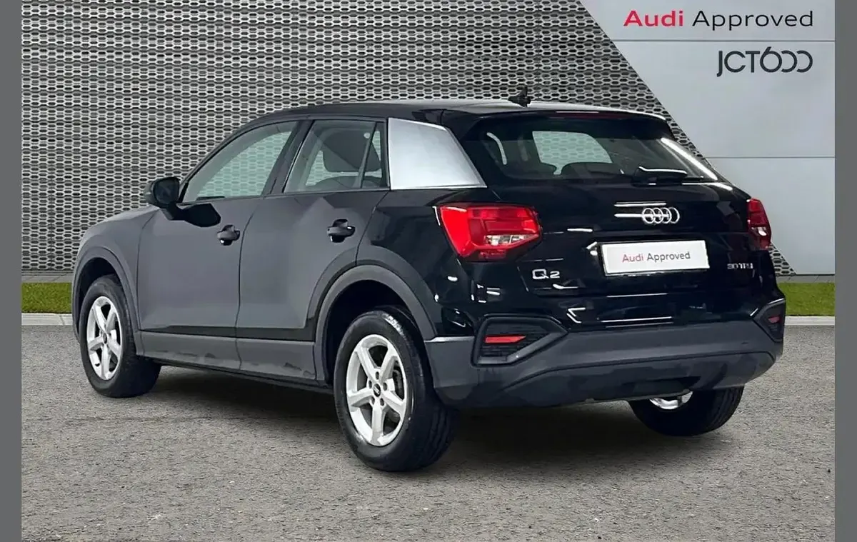 Used Audi Q2 108 HP (79 kW) 2023 Black SUV