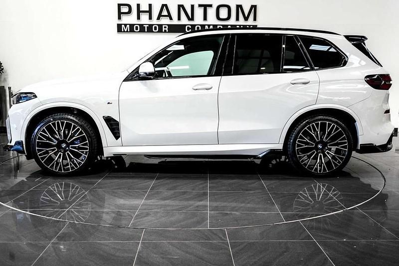 Used BMW X5 M Sport 352 HP (258 kW) 2024 White SUV