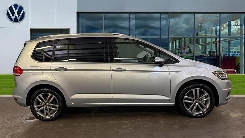 Used VW Touran Match 150 HP (110 kW) 2025 Oyster silver metallic MPV