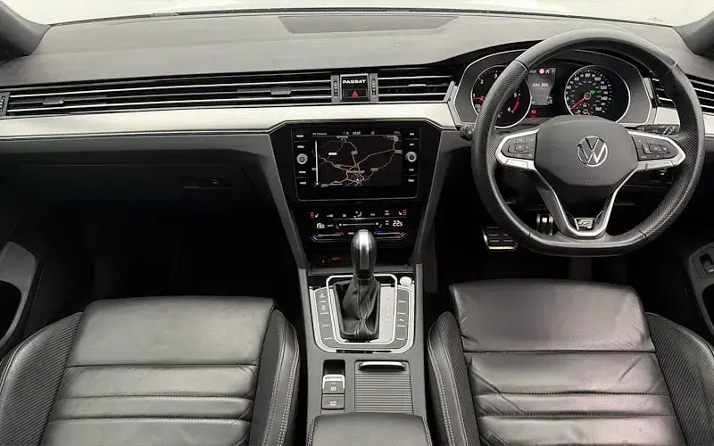 Used VW Passat R-line 150 HP (110 kW) 2023 Grey Estate