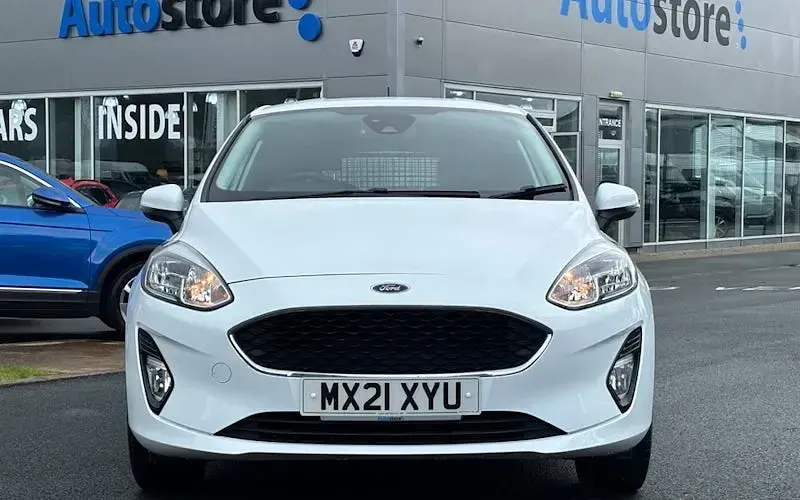 Used Ford Fiesta 86 HP (63 kW) 2019 Hatchback
