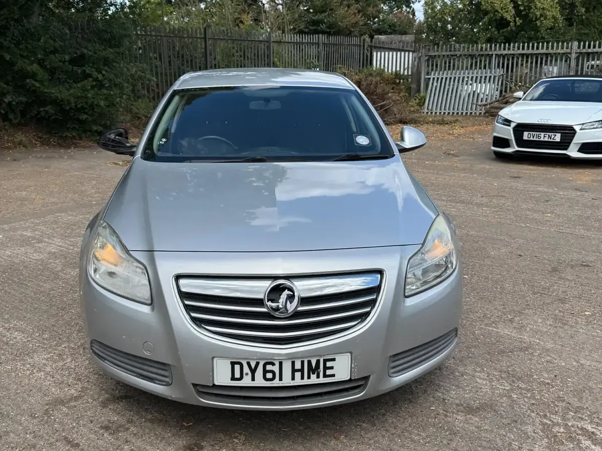 Used Vauxhall Insignia 2011 Silver Hatchback