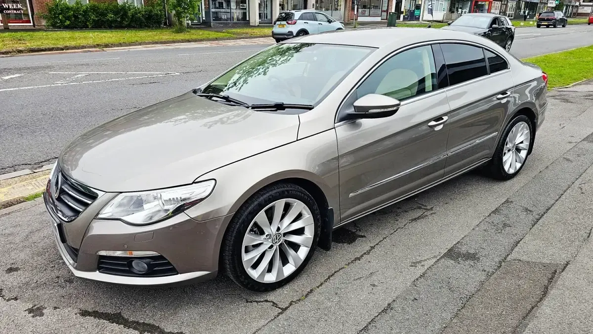 Used VW Passat GT 140 HP (102 kW) 2009 Brown Coupe