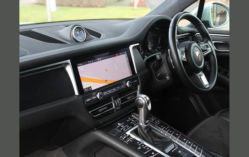 Used Porsche Macan GTS 380 HP (279 kW) 2020 Dolomite silver metallic SUV