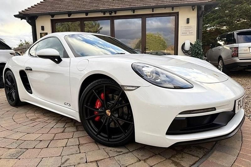 Used Porsche 718 Cayman 350 HP (257 kW) 2018 Coupe