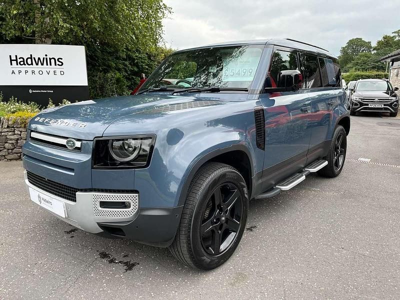 Blue Used 2022 Land Rover Defender SE SUV | £52,995 (Fair price) - Image 1/4
