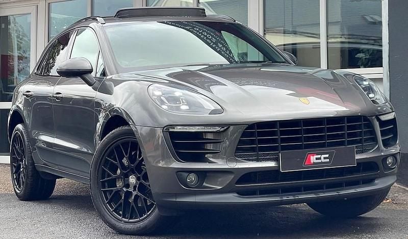 Used Porsche Macan 258 HP (189 kW) 2017 Grey SUV