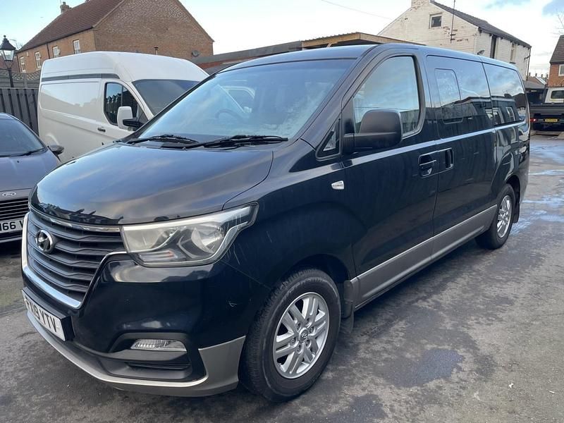 Used Hyundai I800 SE 136 HP (100 kW) 2019 Blue MPV