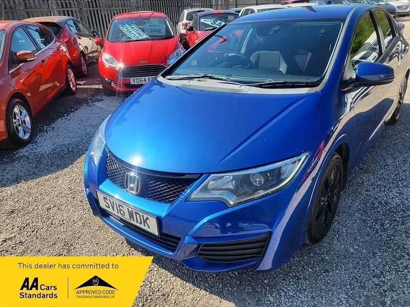 Begagnad Honda Civic S 2016 Blå Halvkombi