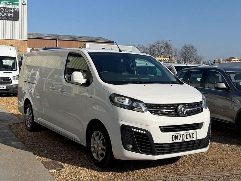 Used Vauxhall Vivaro Sportive 100 HP (73 kW) 2021 White MPV