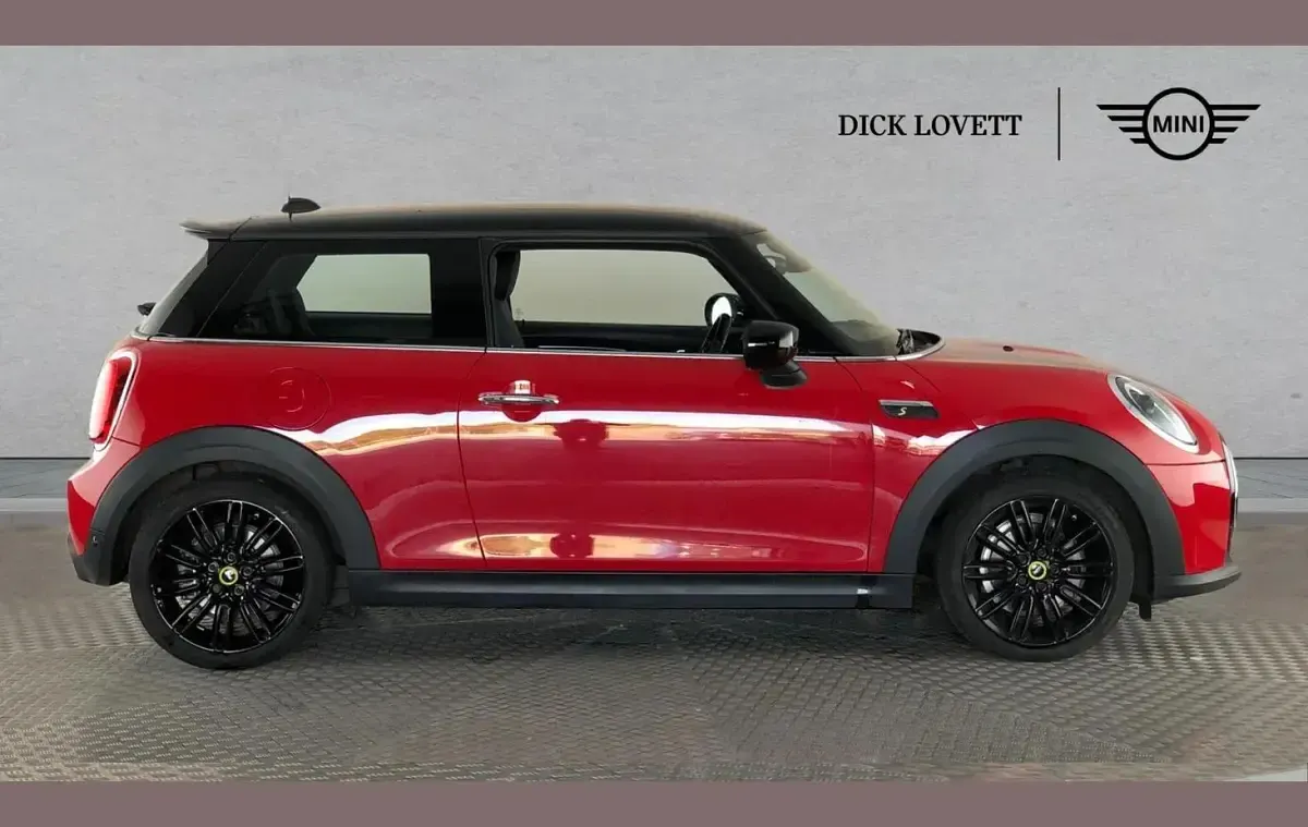 Used Mini Cooper S Level 2 135 kW (184 HP) 2022 Red Hatchback