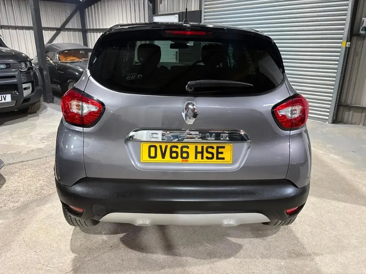 Used Renault Captur Signature 90 HP (66 kW) 2016 Greg SUV