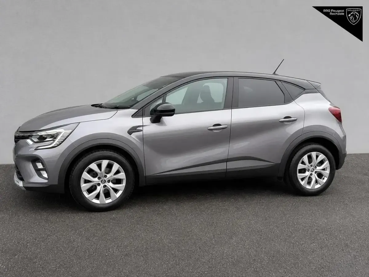 Used Renault Captur Iconic 89 HP (65 kW) 2021 Grey SUV
