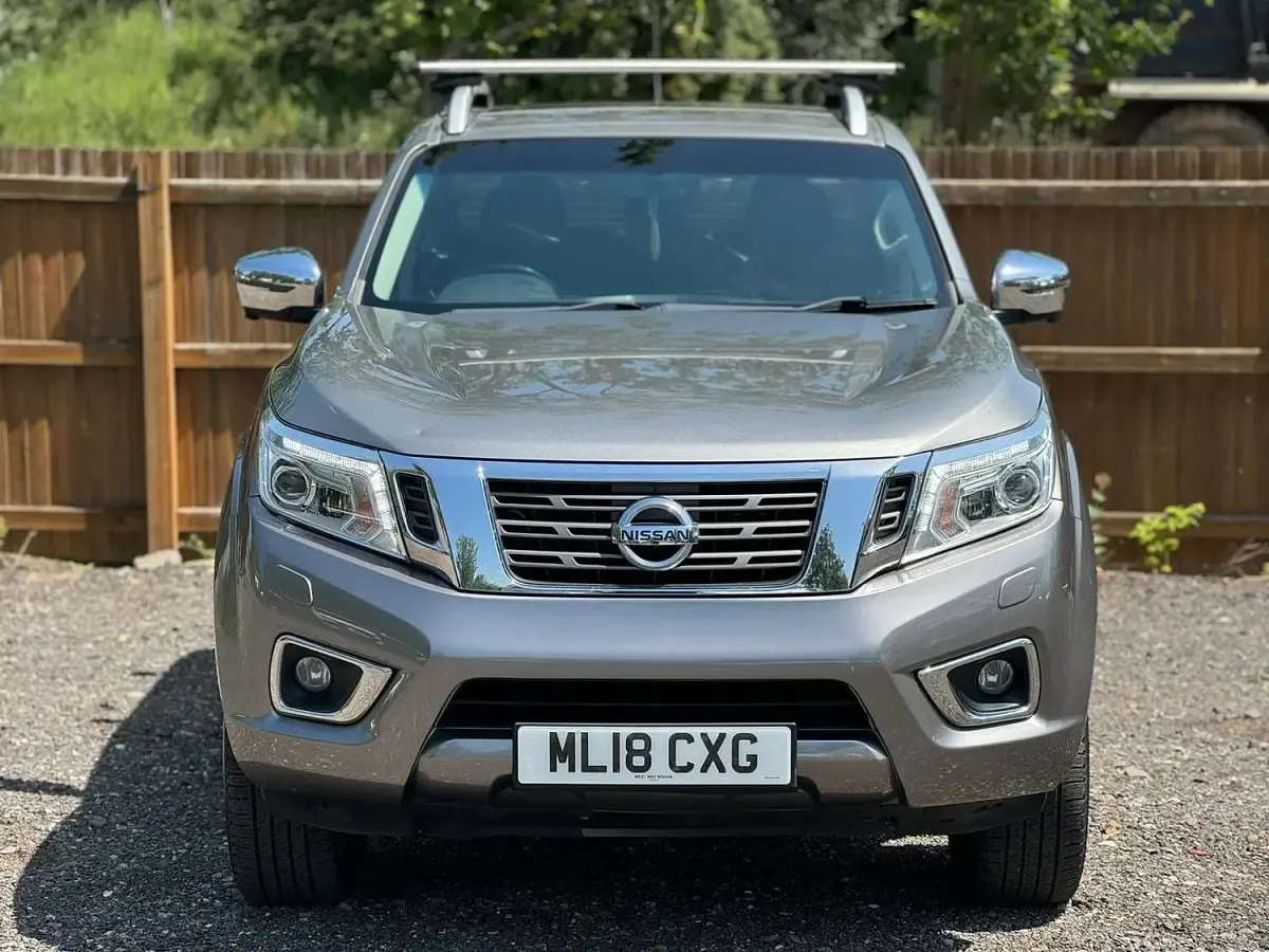 Used Nissan Navara Tekna 2018 Grey Pickup