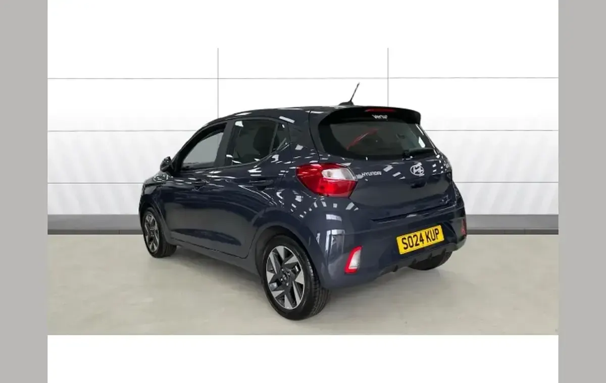 Used Hyundai i10 Advanced 63 HP (46 kW) 2024 Other Hatchback