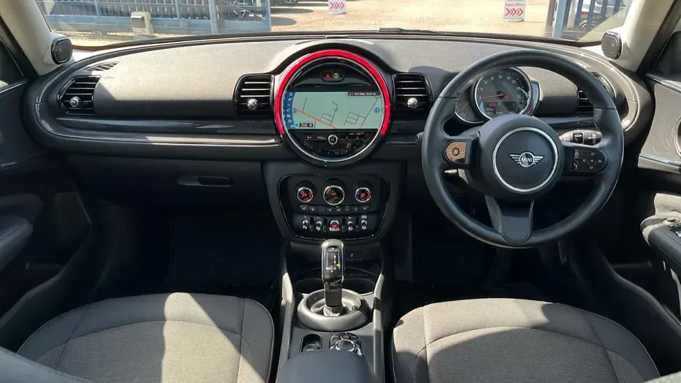 Used Mini Cooper Clubman Classic 134 HP (98 kW) 2022 Silver Estate