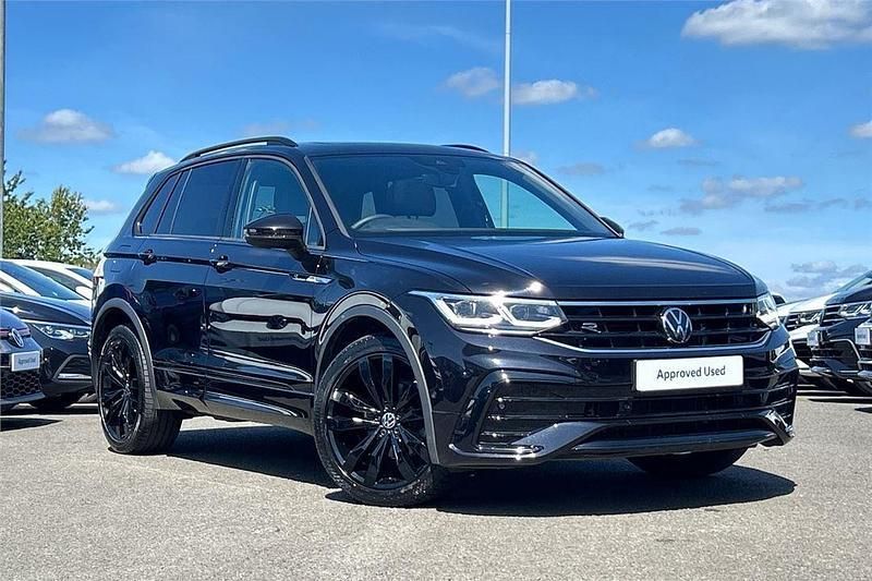 Black Used 2024 VW Tiguan Black Edition SUV | £31,795 (Fair price) - Image 1/4