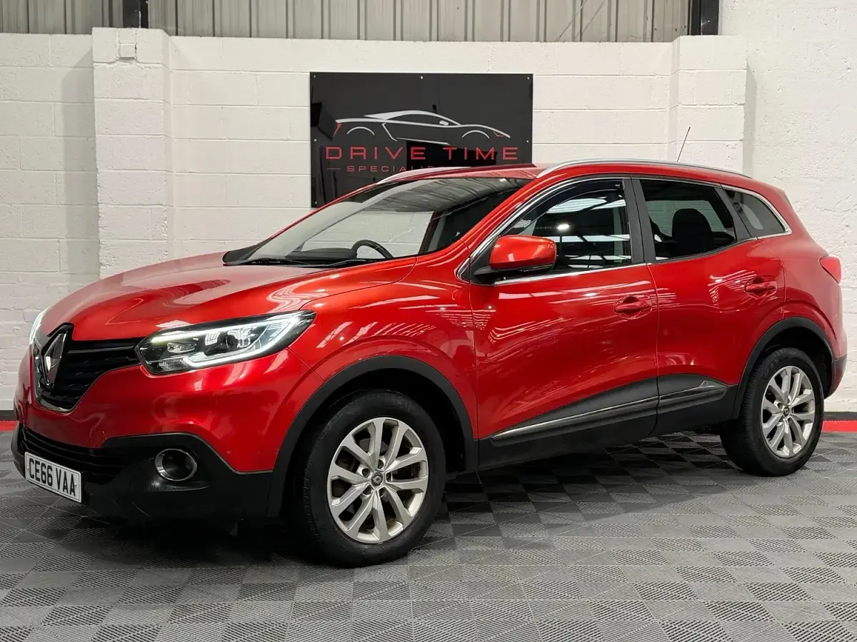Used Renault Kadjar Dynamique 130 HP (95 kW) 2016 Red SUV