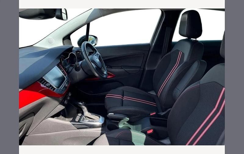 Second-hand Vauxhall Crossland 130 CP (95 kW) 2023 Gri SUV