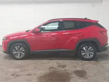 Used Hyundai Tucson SE 150 HP (110 kW) 2023 Red SUV