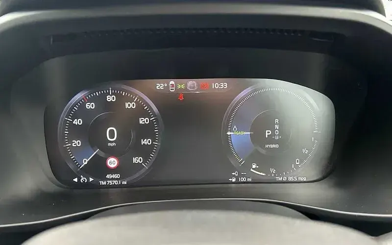 Used Volvo XC40 R-Design Pro 262 HP (192 kW) 2021 Grey SUV