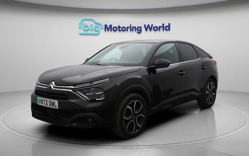 Used Citroën e-C4 Shine 100 kW (136 HP) 2022 Black Hatchback
