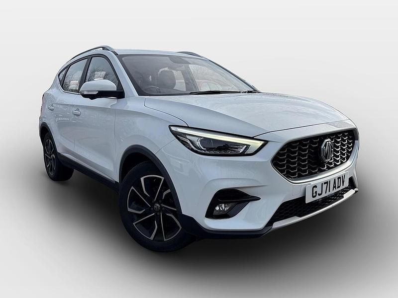 Used MG ZS Exclusive 106 HP (77 kW) 2021 White Hatchback