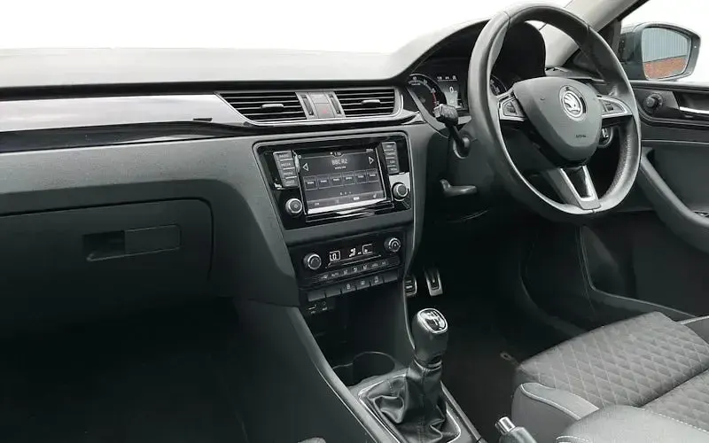 Used Skoda Rapid Sport 110 HP (80 kW) 2019 Hatchback