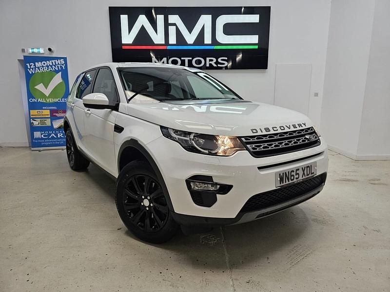 White Used 2015 Land Rover Discovery Sport SE SUV | £10,995 (Fair price) - Image 1/4