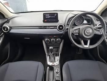 Usado Mazda 2 Inclusive 90 HP (66 kW) 2021 Cinzento Citadino