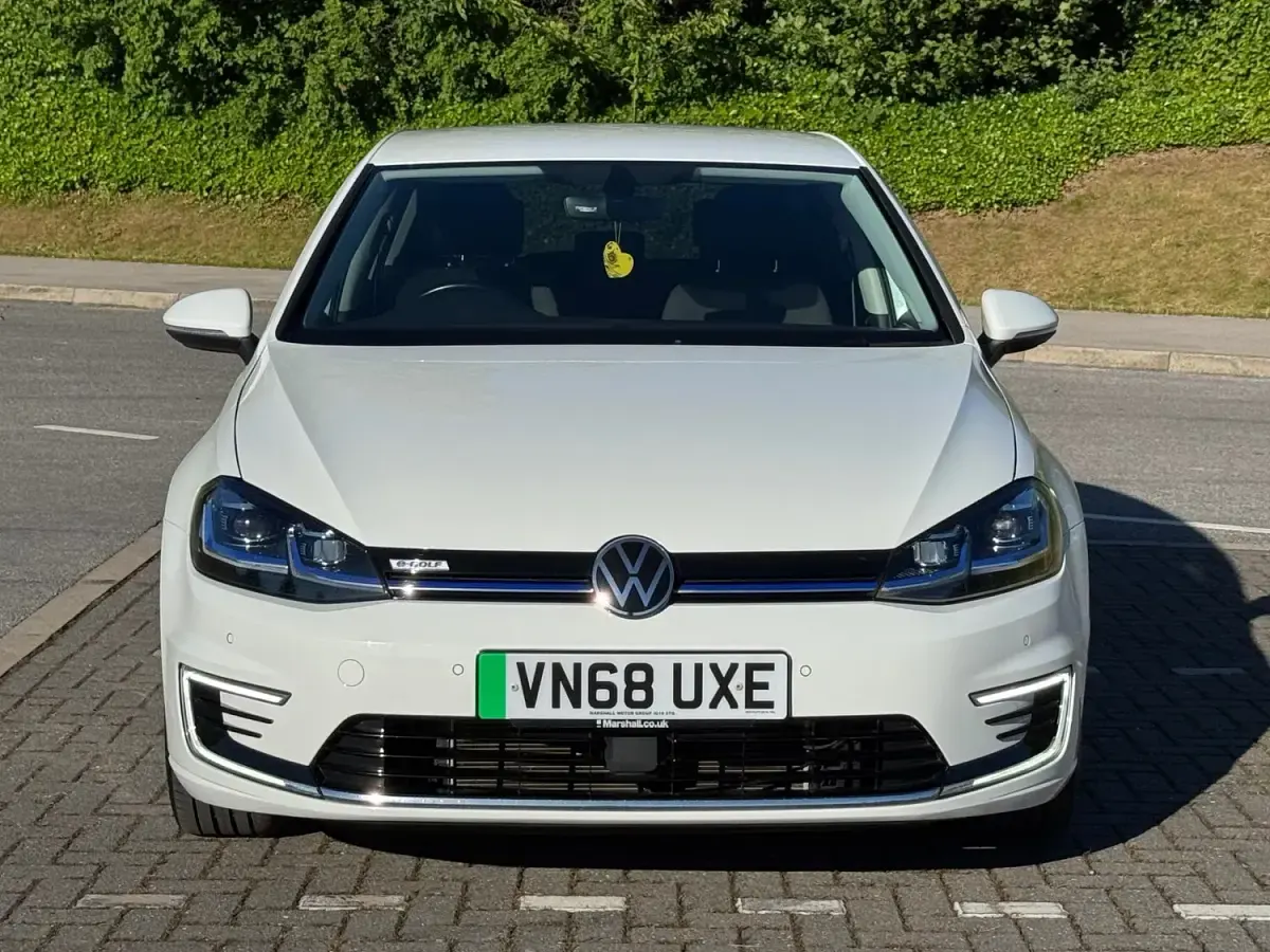 Used VW e-Golf 99 kW (135 HP) 2018 White Hatchback