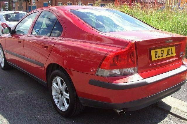 Used Volvo S60 180 HP (132 kW) 2002 Sedan