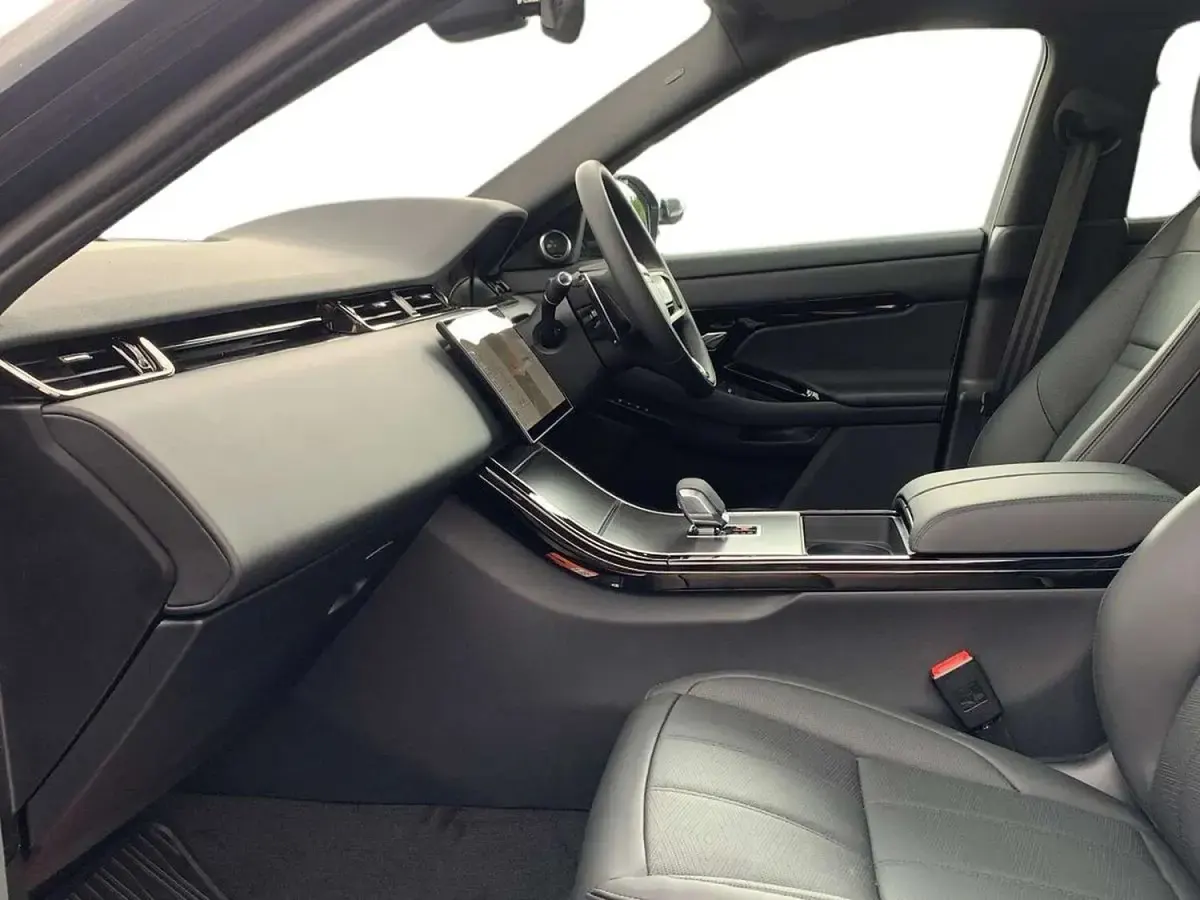 Used Land Rover Range Rover evoque HSE Dynamic 2025 Black SUV